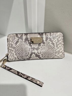 Michael Kors Jet Set Travel Continental Python-Embossed Leather Wallet Snake